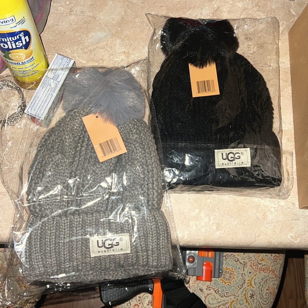 Ugg beanie NEW